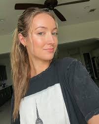 Haley Mitchell's Instagram, Twitter & Facebook