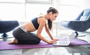 Estos días de confinamiento también serán difíciles para ellos, así que es una gran oportunidad para ponerse a aprender a hacer yoga en familia. Los Mejores Canales De Youtube Para Hacer Yoga Desde Casa Samadhi