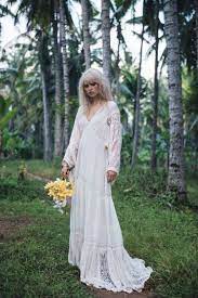 Simple bride wedding dress are simple white gowns, but they have evolved in ways unimaginable over the centuries. Spell Bride Boho Brautkleider Spell The Gipsy Collective