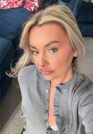 Cara Morley (@caramorley)