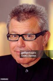 12 Daniel Libeskind Presents His Design For The Rebuilding Of The World  Trade Center Stock Photos, High-Res Pictures, and Images