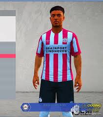 He is 21 years old from holland and playing for psv in the holland eredivisie (1). Donyell Malen Fifa 14