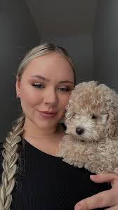 What a beautiful family show them some little love 💖💖💖