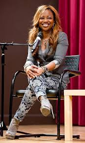 Neely Spence Gracey : ”Like Father Like Daughter?” A Breakthrough  Performance For Another Spence! - Runblogrun