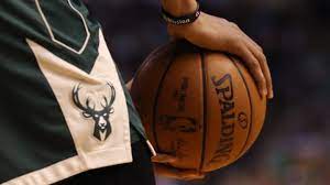 Antetokounmpo was selected 15th overall in the 2013 nba draft after spending his entire life in greece. Over Under How Big Are Giannis Antetokounmpo S Hands