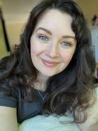 Honey, can you kiss me? 🥵🥵both my lips need a kiss 💋