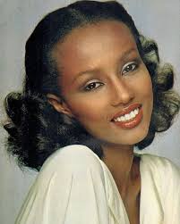 Klupa Salvadora Dalija u bašti njegovog muzeja na Floridi.