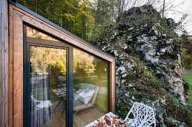Une Maison Prefabriquee Ecologique En Bois La Mini Maison Com Maison Prefabriquee Maison Bois Maison Prefabriquee Bois