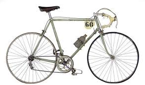 Das Originale Rad Von Fausto Coppi Sowie Es Auch Im Bianchi Werk Ausgestellt Ist Rennrad Rad Das Original
