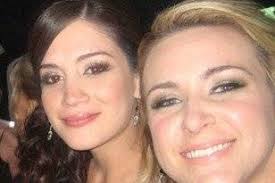 Kari Mcgowan's Instagram, Twitter & Facebook