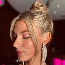 Image result for + laura van duynen