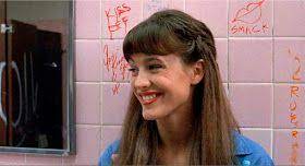 Michelle Burke Hair As Jodi In Dazed And Confused Bangs Long Hair Blue Jeans Top Dazed And Confused Long Hair With Bangs Moving Pictures