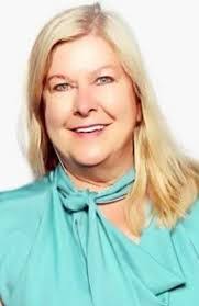 Amanda Stell's Instagram, Twitter & Facebook