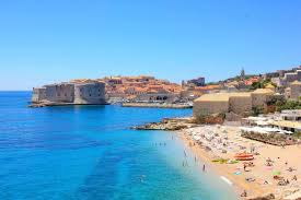 The water from the fountain is drinkable, which makes this unique landmark a great rest stop when you need to take a little rest from the sightseeing of the city. Top 10 Amazing Beaches In Dubrovnik Placesofjuma