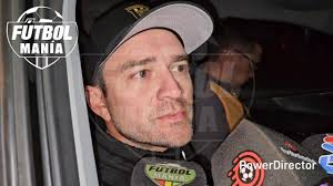 EL ROJO GOLEA Y COMPLICA A NACIONAL Independiente de Avellaneda se puso en  carrera por la clasificación en el grupo A de Copa Sudamericana al golear  por 1-5 a Boston River en