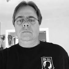 Edward Gutowski's Instagram, Twitter & Facebook