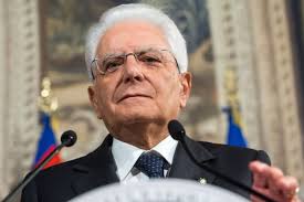 Purtroppo non sta andando come sergio mattarella si sarebbe aspettato. Positivo Al Coronavirus Lo Chef Di Mattarella Scatta Il Protocollo Di Sicurezza Al Quirinale