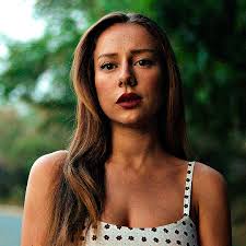 Welcome to Totaly People — hazellevesquess: AVANTIKA VANDANAPU AS RHEA...