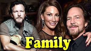 Red hot chili peppers' flea and anthony kiedis, pearl jam's eddie vedder band together for. Eddie Vedder Family With Daughter And Wife Jill Mccormick 2020 Youtube