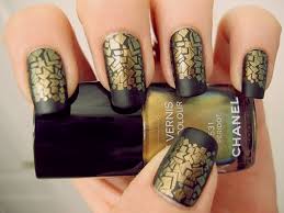 Nails On Tumblr Unas De Chanel Unas De Brillo Dorado Dar En El Clavo