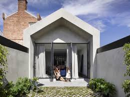 They're perfect for people who want to build a classic home with character and history behind the design. Victorian Era House With Contemporary Design Digsdigs