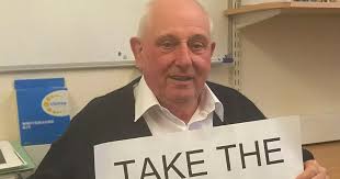 Grandad is poster-boy for bowel cancer campaign after screening saved his  life