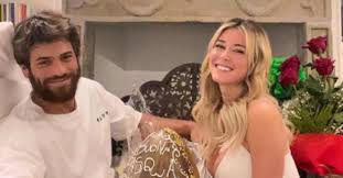 Ed è stato un succes Can Yaman La Fidanzata Diletta Leotta Frena E Rimanda Il Matrimonio Cos E Successo