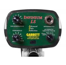 Now that we have that part of the underwater detector review out of the way we can take a realistic look at the unit. Best Underwater Metal Detector Reviews Top 3 Waterproof Products
