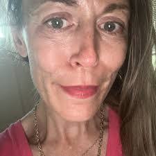 Tanya Batts's Instagram, Twitter & Facebook