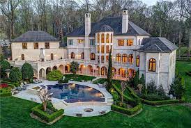 795 Highcourt Rd Sandy Springs Ga 30327 Mls 6574735 Zillow Atlanta Mansions Mansions Celebrity Houses