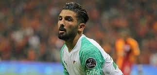 Umut meraş, beşiktaş'a transferinin ardından futbolseverlerin araştırdığı isim olmaya başladı. Umut Meras Kimdir Kac Yasinda Nerede Hangi Takimda Oynuyor