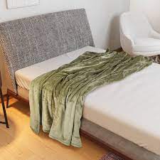 بطانية هالينا مخمل خفيفة مفرد مفارش ميلين in 2021 blanket bed throw blanket