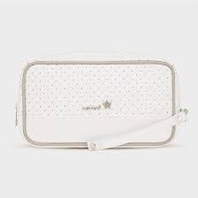 With a classic design, beautifully soft leather and an adjustable shoulder strap, the essential crossbody makes the perfect gift for yourself… Polka Dot Toiletry Bag Off White Mayoral