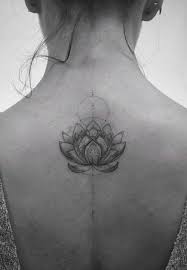 2 planches de deux tatouages éphémères dans le style dotwork ! 1001 Idees De Tatouage Fleur De Lotus Et Son Symbolisme