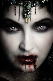 Apr 12, 2019 · além disso, também podemos mencionar todos os vampiros brilhantes, lobisomens angustiados e zumbis apaixonados que temos visto pelas telinhas e telonas. Glamour Vampiro Gotico Vampiros Vampiro