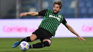 The midfielder intends to join the squad as soon as possible, given that serie a is the only one of europe's big leagues that is yet to get underway. Calciomercato Locatelli Juventus E Sassuolo Trovano L Accordo Prestito Con Obbligo Di Riscatto A 35 Milioni Eurosport