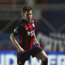 Luego de que san lorenzo haya rechazado la oferta de racing y su presidente, matías lammens, haya declarado que reniero se iba a quedar en san lorenzo, diego milito, mánager académico, en diálogo con fox sports contó que siguen negociando: Nicolas Reniero Es La Quinta Y Ultima Incorporacion De Racing Diario Democracia