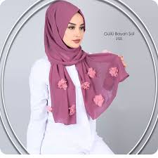 Karanfil Ton Gul Kurusu Modelimizi Incelmeyi Unutmayin Hijab Hijabstyle Sal Salmodeli Salmodasi 2017sal Modeli 2017hijap Salhijap H Esarp Sal Model