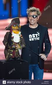 Diesmal auf eine einsame trauminsel verschlagen hat. Frederic Freiherr Von Furchensumpf Stockfotos Und Bilder Kaufen Alamy