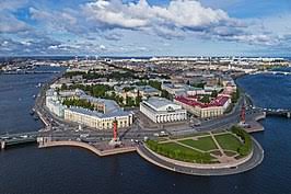 Cinq endroits que les touristes ratent trop souvent. Saint Petersburg Wikipedia
