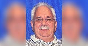 Aaron Qualls's Instagram, Twitter & Facebook