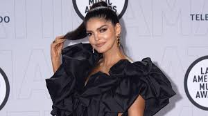 Ana bárbara hablo de su confrontación con arturo lópez gavito luego que este calificara de horrible una de sus canciones (+vídeo). Wxxm1drftstckm