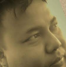 Similarity between Vietnamese and Thai women's facial features