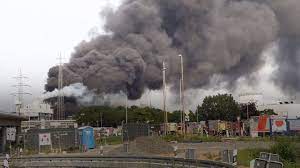The blast occurred at 9.40 a.m., causing a fire at a fuel depot at chempark, an industrial park for chemicals companies including bayer and lanxess, chempark operator currenta said.the search is still on for four people, chempark manager lars friedrich told reporters shortly after the incident tuesday. 8tskgibtl0f9hm