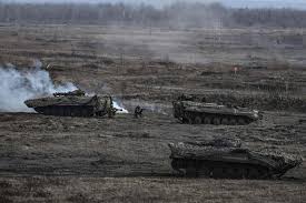 Discover interesting facts about the memorial honoring vietnam war veterans. Russia Shifts More Troops To Ukraine Border Contrary To Claims Us Daily Sabah