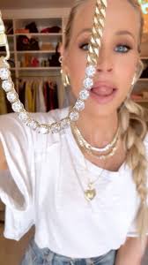 jamesallenrings always has the best gifts for Mother's Day! Dayle  definitely deserves it! #jamesallenpartner