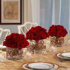 20 Elegant Christmas Table Decorations That You D Want To Copy Asap Gravetics Red Roses Centerpieces Red Centerpieces Rose Centerpieces Wedding