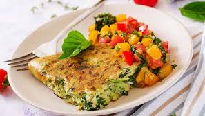 Preparazione della frittata di asparagi cotta al forno. Ricetta Frittata Di Zucchine Al Forno Le Ricette Di Buonissimo