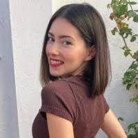 Miriam Carvajal's Instagram, Twitter & Facebook