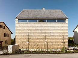 architektenhauser geschlossene fassade bild 2 dachschindeln architektur wohnhaus